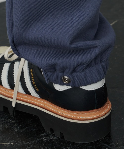 AIVER（アイバー）の「AIVER　A刺繍ヘビーウエイトスウェットパンツ（スウェットパンツ・メンズ・グレイッシュブルー/グレー/ブラック・LARGE/MEDIUM/SMALL）」の6枚目の写真