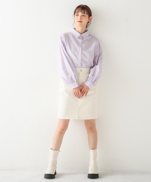 Honeys(ハニーズ)の「刺繍入りストライプシャツ(シャツ/ブラウス・レディース・ブルー系その他/パープル系その他/イエロー系その他/ピンク系その他・S/M/L)」の15枚目の写真