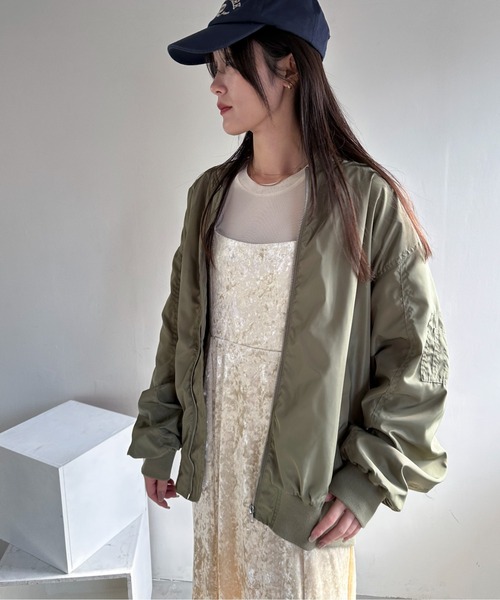 EPIMI E'PIMMY（エピミエピミー）の「〈ユニセックス〉オーバーサイズMA-１（MA-1・レディース・グレー/カーキ/ブラック・MEDIUM）」の14枚目の写真