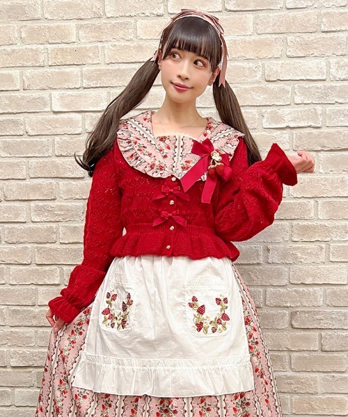 axes femme（アクシーズファム）の「苺刺繍ハーフエプロン（エプロン・レディース・キナリ/ワイン/ホワイト・MEDIUM）」の2枚目の写真