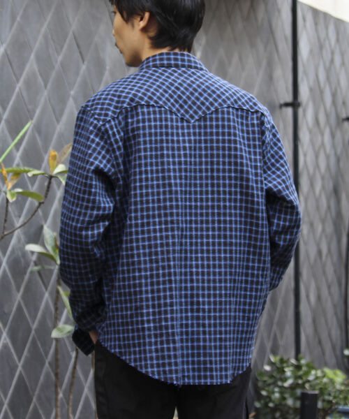 GLOSTER(グロスター)の「【GLOSTER/グロスター】ウエスタンチェックシャツ カットオフ USED加工 スナップボタン(シャツ/ブラウス・メンズ・ブルー系その他・M/L)」の7枚目の写真