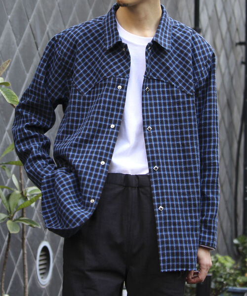 GLOSTER(グロスター)の「【GLOSTER/グロスター】ウエスタンチェックシャツ カットオフ USED加工 スナップボタン(シャツ/ブラウス・メンズ・ブルー系その他・M/L)」の10枚目の写真