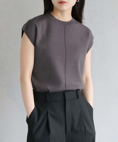 cheriella（シェリエラ）の「【cheriella】WEB限定ベーシックサマーニット４（ニット/セーター・レディース・ブルー/ブラック/カーキ/アイボリー/マスタード/チャコールグレー/グレイッシュベージュ/ブルーグリーン/ワイン・M）」の4枚目の写真