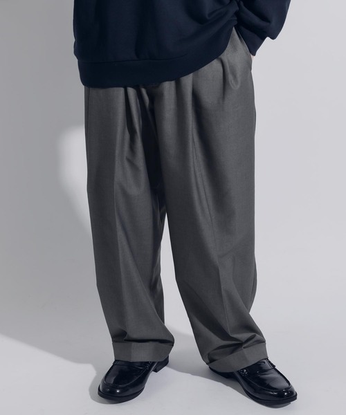 MUHET（ミュエータ）の「タックストレートパンツ（スラックス・レディース・カーキ/グレー/ブラウン/イエロー・X-LARGE/SMALL/MEDIUM）」の21枚目の写真