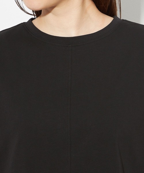 Petit Honfleur(プチオンフルール)の「【接触冷感・UVカット】オーガニックコットンラウンドヘムTシャツ(Tシャツ/カットソー・レディース・ホワイト/ブラック/イエロー/オレンジ・L/M)」の8枚目の写真