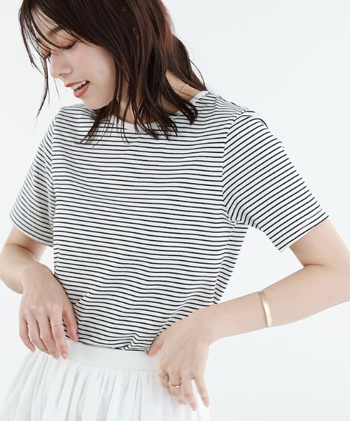 Pierrot(ピエロ)の「シンプルボーダーTシャツ(Tシャツ/カットソー・レディース・ホワイト×ブラック/ブラック×ホワイト・M/L)」の15枚目の写真
