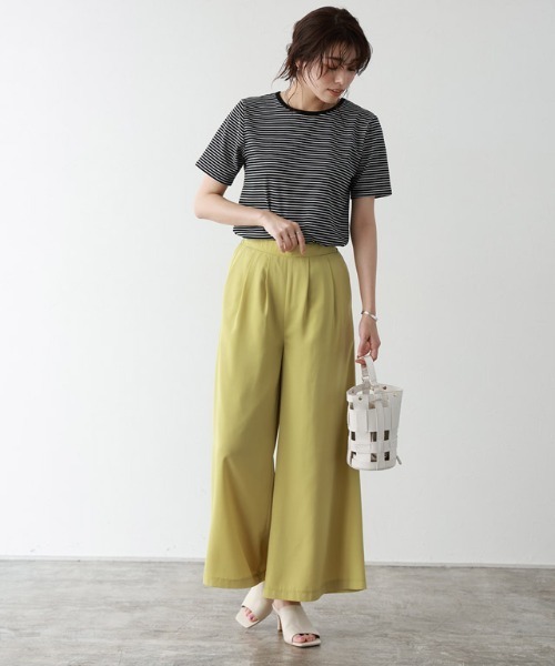 Pierrot(ピエロ)の「シンプルボーダーTシャツ(Tシャツ/カットソー・レディース・ホワイト×ブラック/ブラック×ホワイト・M/L)」の10枚目の写真