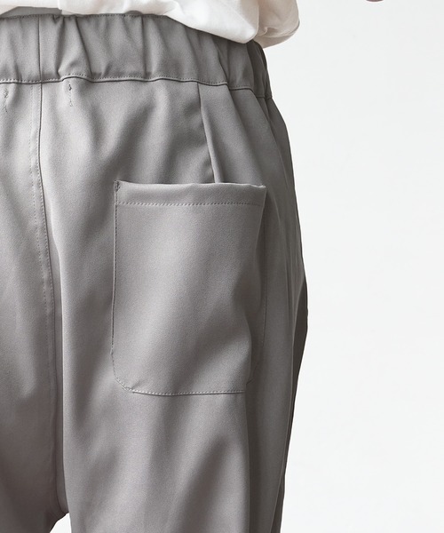 MinoriTY(マイノリティ)の「【MinoriTY】とろみイージーパンツ ワイドパンツ テーパードパンツ 秋服 (その他パンツ・メンズ・ライトグレー/ブラック/ブルーグリーン/ライトブラウン・S/M/L)」の11枚目の写真