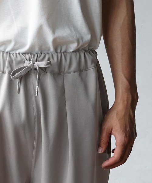 MinoriTY(マイノリティ)の「【MinoriTY】とろみイージーパンツ ワイドパンツ テーパードパンツ 秋服 (その他パンツ・メンズ・ライトグレー/ブラック/ブルーグリーン/ライトブラウン・S/M/L)」の13枚目の写真