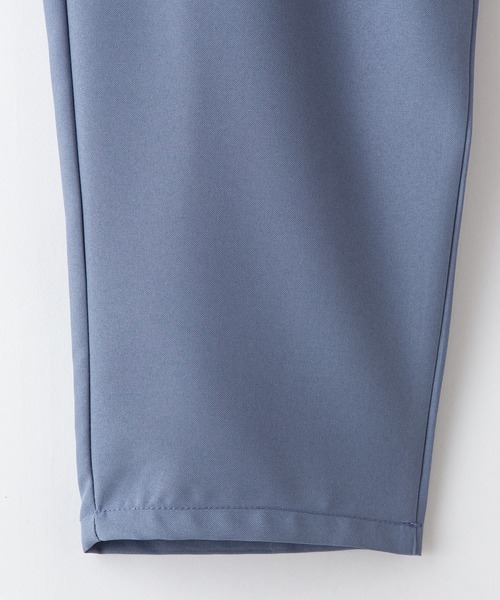Blue Standard （ブルースタンダード）の「【BLUE STANDARD/ブルースタンダード】接触冷感 　ポリトロワンタック　ウエストゴム　クロップドパンツ（その他パンツ・メンズ・チャコールグレー/ブルー/ブラック/ベージュ・MEDIUM/LARGE/X-LARGE）」の12枚目の写真