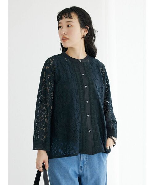 CRAFT STANDARD BOUTIQUE（クラフトスタンダードブティック）の「バンドカラー花柄レース切替ブラウス（シャツ/ブラウス・レディース・オフホワイト/チャコールグレー・FREE）」の7枚目の写真