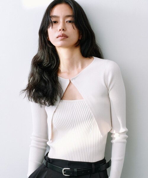 CODE A（コードエー）の「knit bustier（チューブトップ・レディース・アイボリー/ブラック・00）」の17枚目の写真