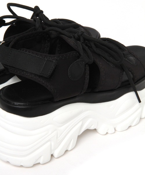 ALAND（エーランド）の「スニーカーサンダル 2198599（サンダル・レディース・ホワイト/ブラック・MEDIUM/LARGE/SMALL）」の11枚目の写真