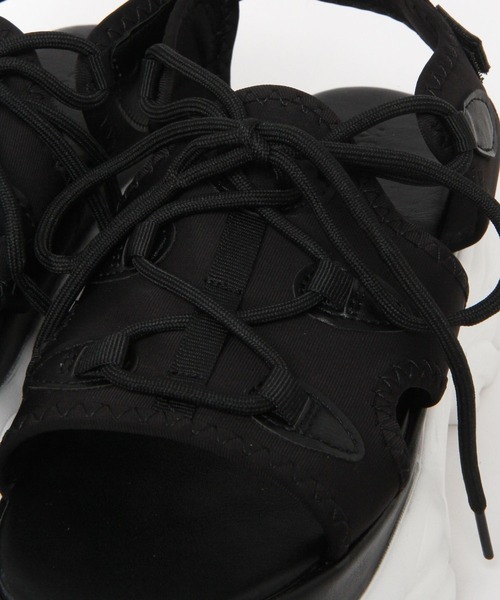 ALAND（エーランド）の「スニーカーサンダル 2198599（サンダル・レディース・ホワイト/ブラック・MEDIUM/LARGE/SMALL）」の14枚目の写真