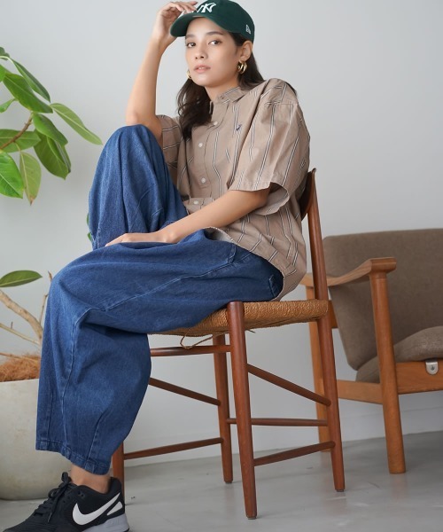 Auntie Rosa(アンティローザ)の「タックバルーンデニムパンツ(デニムパンツ・レディース・ブルー/ネイビー・MEDIUM/LARGE/SMALL)」の22枚目の写真