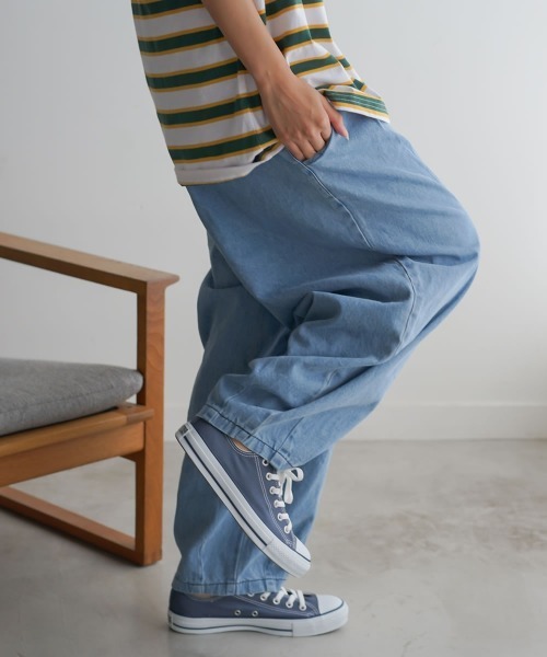 Auntie Rosa(アンティローザ)の「タックバルーンデニムパンツ(デニムパンツ・レディース・ブルー/ネイビー・MEDIUM/LARGE/SMALL)」の9枚目の写真