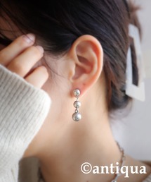 三連デザインピアス
