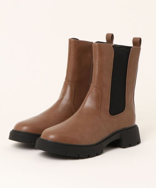 a.v.v（アーヴェヴェ）の「a.v.v / プルストラップ サイドゴアブーツ(チェルシーブーツ)（ブーツ・レディース・ベージュ/ダークブラウン/ブラック/グレー・L/M/S/LL）」の4枚目の写真