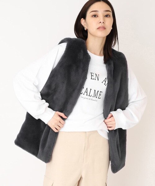 THE SHOP TK (ザ ショップ ティーケー )の「◆ふわふわフェイクファーベスト【洗濯機洗い可】(ベスト・レディース・ナチュラル/チャコールグレー・99)」の19枚目の写真