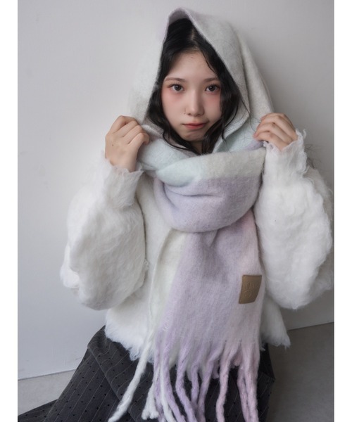 mellowneon（メロウネオン）の「ボリュームブロックチェックマフラー（マフラー・レディース・グレー/ベージュ/グリーン/ブラウン/チャコールグレー/ブルー/カーキ/ベビーピンク/マスタード・FREE）」の12枚目の写真