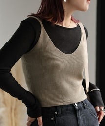 ニットビスチェ