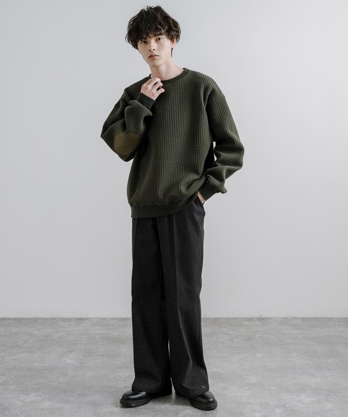 Audience(オーディエンス)の「Upscape Audience アップスケープオーディエンス 日本製 国産 「尾州」コットンキルト エルボーパッチ クルーネック スウェット AUD6471(スウェット・メンズ・アイボリー/オリーブ/チャコール/ブラック・L/XL/M)」の10枚目の写真