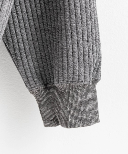 Audience(オーディエンス)の「Upscape Audience アップスケープオーディエンス 日本製 国産 「尾州」コットンキルト エルボーパッチ クルーネック スウェット AUD6471(スウェット・メンズ・アイボリー/オリーブ/チャコール/ブラック・L/XL/M)」の14枚目の写真