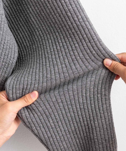 Audience(オーディエンス)の「Upscape Audience アップスケープオーディエンス 日本製 国産 「尾州」コットンキルト エルボーパッチ クルーネック スウェット AUD6471(スウェット・メンズ・アイボリー/オリーブ/チャコール/ブラック・L/XL/M)」の18枚目の写真