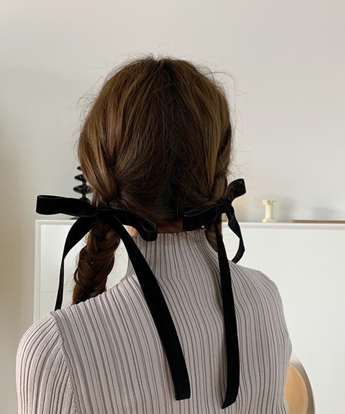 DiamondHearts(ダイヤモンドハーツ)の「ベロア リボンヘアクリップ 2本セット(バレッタ/ヘアクリップ・レディース・ブラック・FREE/SMALL/フリー)」の2枚目の写真