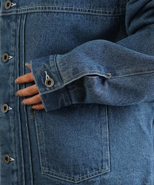 COLONY 2139（コロニートゥーワンスリーナイン）の「裏ボアデニムジャケット（デニムジャケット・メンズ・ブルー/ネイビー・SMALL/MEDIUM/LARGE）」の6枚目の写真