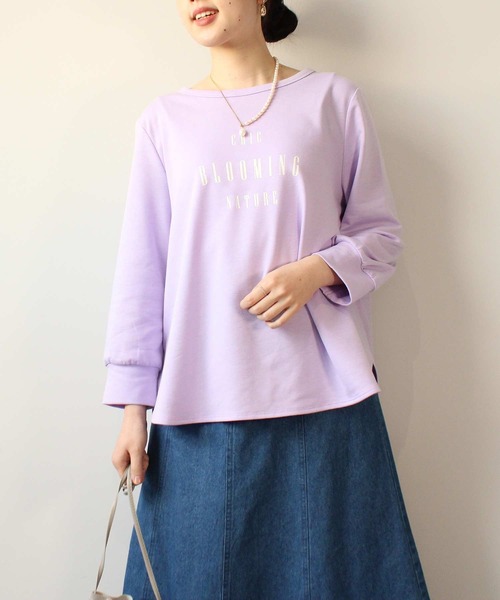 leswel(レスウェル)の「【L~5L 大きいサイズ】ミニ裏毛 ラウンドヘム プリントT(Tシャツ/カットソー・レディース・ネイビー/ラベンダー/オフホワイト・4L/3L/LL/L/5L)」の10枚目の写真