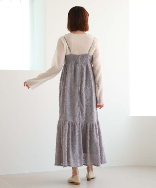 archives(アルシーヴ)の「ティアードシャギーキャミワンピース(ワンピース・レディース・グレー/アイボリー/ブラック・MEDIUM)」の16枚目の写真