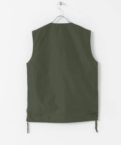 ITEMS URBANRESEARCH（アイテムズ アーバンリサーチ）の「TAION　Military Reversible Vest（ベスト・メンズ・ブラック/オリーブ/ネイビー/グリーン系その他・LARGE/MEDIUM）」の16枚目の写真