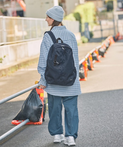 MAY MART ホワイト アイボリー リュック　新品 OUTDOOR - OUTDOOR アウトドア ボア リュック アイボリー 白