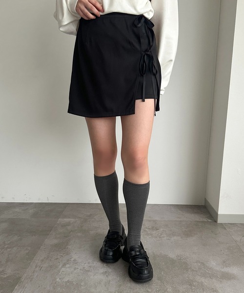 apres jour mignon（アプレジュールミニョン）の「ダブルリボンミニスカート【ZOZOTOWN限定アイテム】（スカート・レディース・ブラック/グレー/ブルー系その他・フリー/X-LARGE）」の22枚目の写真