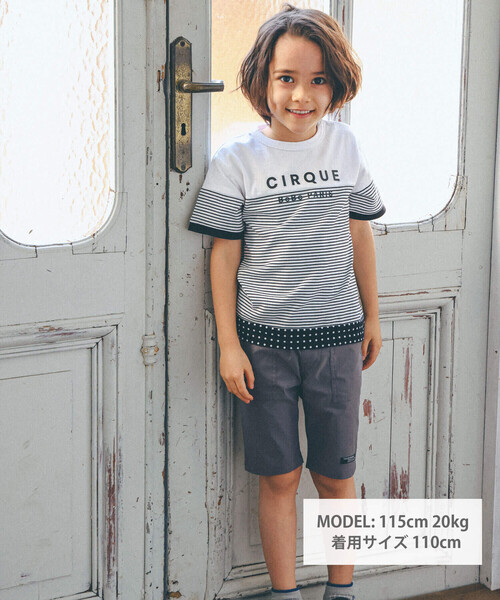 BeBe（ベベ）の「【お揃い】ボーダー切り替えワイドTシャツ(90~150cm)（Tシャツ/カットソー・キッズ・ブルー系その他2/ブラック系その他・110cm/100cm/120cm/130cm/140cm/150cm/90cm）」の3枚目の写真