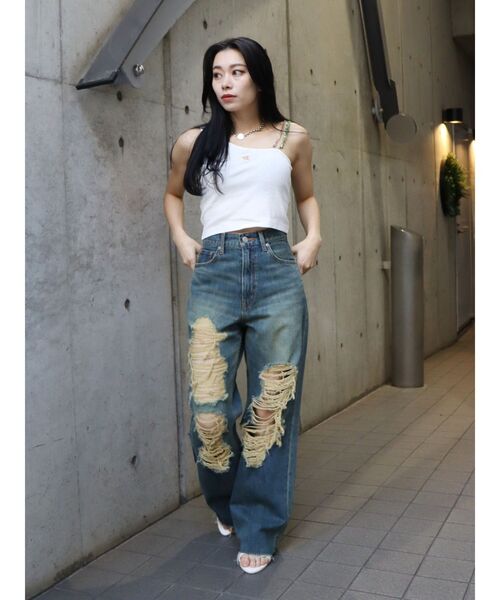 EVRIS(エヴリス)の「ビジューショルダートップス(タンクトップ・レディース・ホワイト/ブラック・FREE)」の21枚目の写真