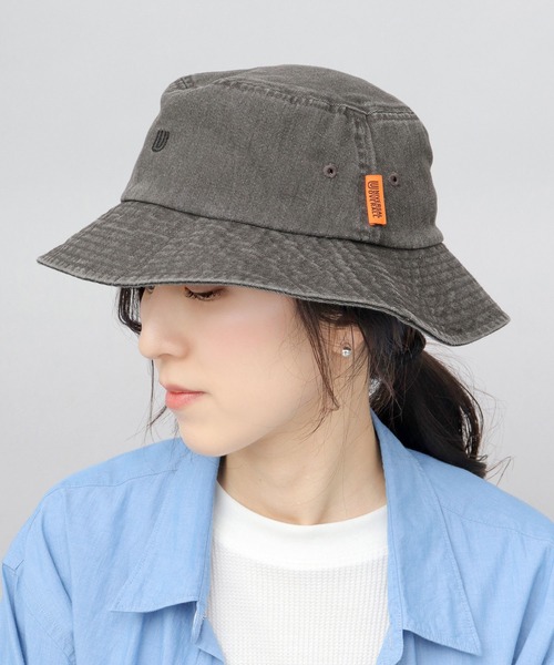 UNIVERSAL OVERALL(ユニバーサルオーバーオール)の「UOロゴ刺繍 ヴィンテージツイル ダウンブリムハット つば長め(ハット・メンズ・ブラウン/ブラック・FREE)」の6枚目の写真