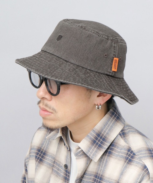 UNIVERSAL OVERALL(ユニバーサルオーバーオール)の「UOロゴ刺繍 ヴィンテージツイル ダウンブリムハット つば長め(ハット・メンズ・ブラウン/ブラック・FREE)」の5枚目の写真