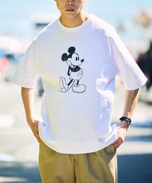FREAK'S STORE(フリークスストア)の「限定展開/DISNEY ディズニー ミッキーマウス/別注 ビッグシルエット フロントプリント クルーネックTシャツ(Tシャツ/カットソー・メンズ・ホワイト/ホワイト×ブラック/スミクロ/ピンク/ネイビー/アッシュグレー・SMALL/MEDIUM/LARGE)」の8枚目の写真