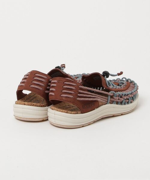 KEEN(キーン)の「UNEEK II HARVEST / ユニーク ツー ハーベスト / メンズ スニーカーサンダル(サンダル・メンズ・ダークブラウン系・29cm/28cm/27.5cm/27cm/26.5cm/26cm/25.5cm/25cm)」の2枚目の写真