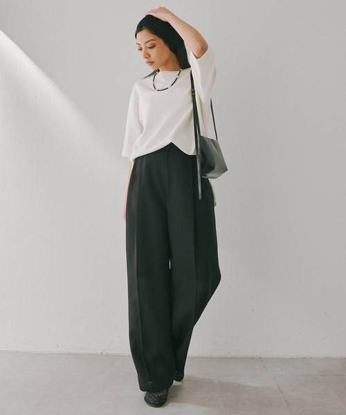 Whim Gazette（ウィムガゼット）の「Vガゼットハーフスリーブプルオーバー（シャツ/ブラウス・レディース・ブラック/ベージュ/オフホワイト・FREE）」の15枚目の写真