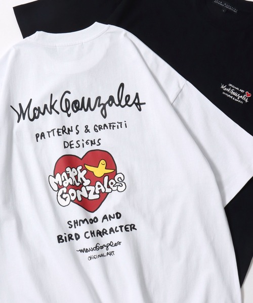 Mark Gonzales(マーク・ゴンザレス)の「2026SS新柄追加 MARK GONZALES ARTWORK COLLECTION/マークゴンザレス 別注 ワンポイント刺繍 バックプリント オーバーサイズ 半袖Tシャツ レディース メンズ(Tシャツ/カットソー・メンズ・ホワイト/ホワイト系その他/ブラック系その他/ホワイト系その他2/ブラック/ブラック系その他2/ブラック系その他3/ブラック系その他4/ブラック系その他5/ホワイト系その他3/ホワイト系その他5/ホワイト系その他4/ブラック系その他6/ホワイト系その他6/ホワイト系その他7/ホワイト系/ブラック系その他7/ブラック系・M/L/XL)」の8枚目の写真
