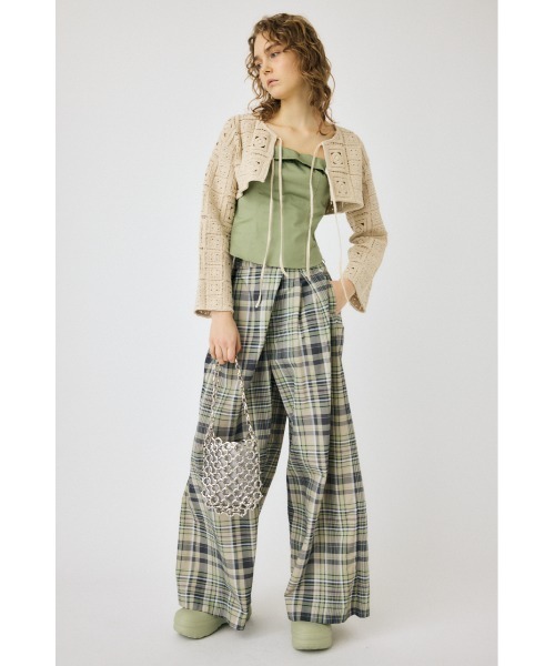 MOUSSY（マウジー）の「BARE ビスチェ（ベスト・レディース・アイボリー/ブラック/ライトカーキ・1/2）」の21枚目の写真