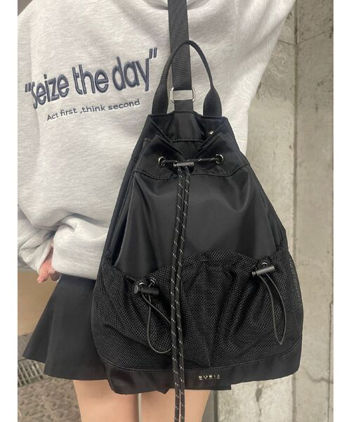 EVRIS（エヴリス）の「ナイロンショルダーBAG（ショルダーバッグ・レディース・ホワイト/ブラック・FREE）」の2枚目の写真