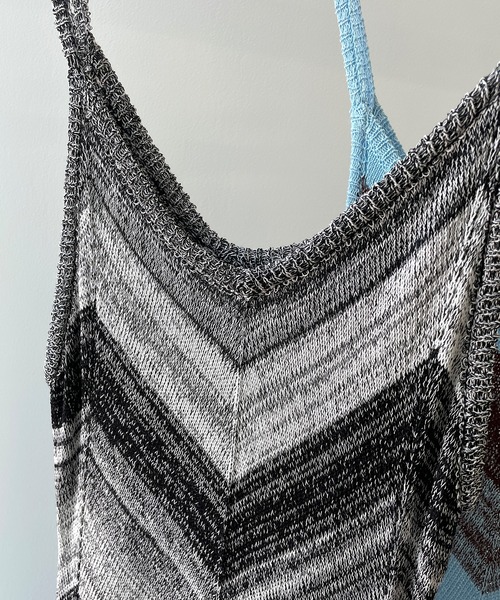 uyu.（ウユ）の「Multi-Border Mesh Knit Dress / マルチボーダーメッシュニットワンピース【uyu./ウユ】（ワンピース・レディース・ブルー/グレー・FREE）」の14枚目の写真