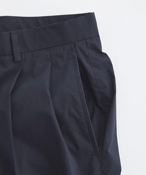UNITED ARROWS(ユナイテッドアローズ)の「タイプライター リラックス テーパード 2プリーツ パンツ(スーツパンツ・メンズ・グレー/ネイビー・48/46/44/50/52)」の14枚目の写真