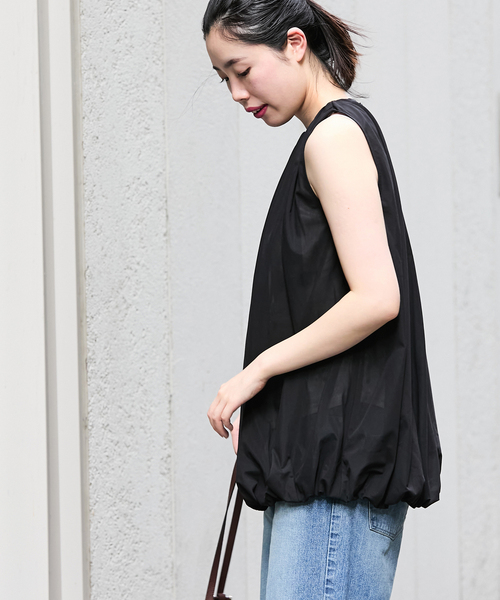 IENA(イエナ)の「シアー バルーントップス(シャツ/ブラウス・レディース・ブラック/サファリグリーン/ホワイト・FREE)」の18枚目の写真