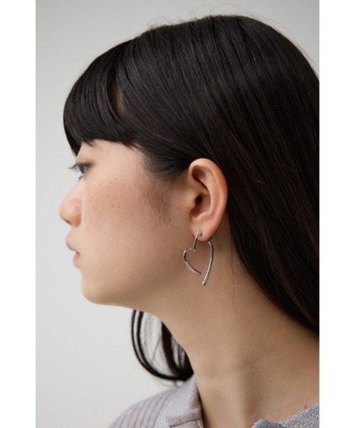 ハートシェイプスウィングピアス（ピアス（両耳用））｜AZUL BY MOUSSY