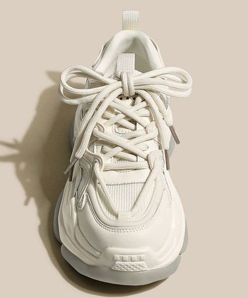 shoes365（シューズスリーシックスファイヴ）の「【shoes365】ダブル紐デザイン厚底メッシュスニーカー（スニーカー・レディース・ブラック/ホワイト・22.5cm/23.0cm/23.5cm/24.0cm/24.5cm/25.0cm）」の6枚目の写真